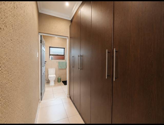 2 BEDROOM TOWNHOUSE FOR SALE IN THREE RIVERS